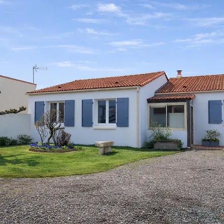 Hébergement de vacances Maison 3 Avec Jardin Et Un Independant 8 Pers *